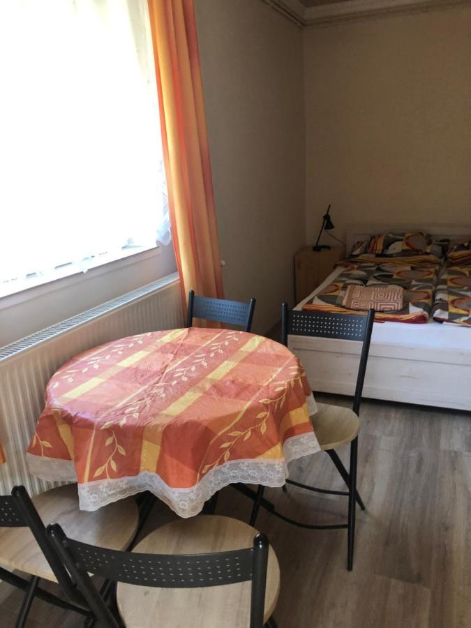 شقة Tulipan Vendeghaz Hajdúszoboszló المظهر الخارجي الصورة