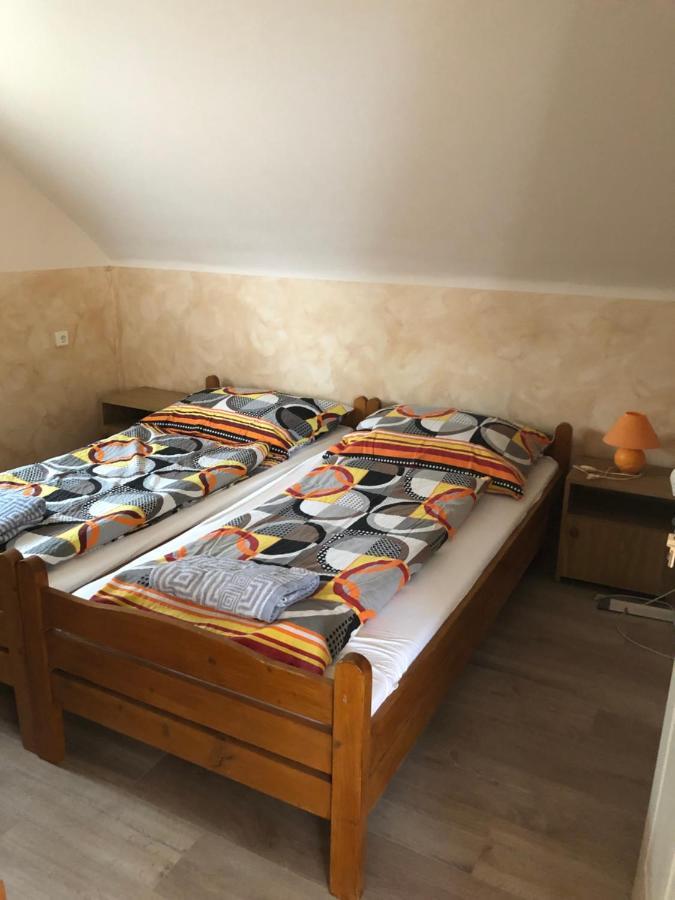 شقة Tulipan Vendeghaz Hajdúszoboszló المظهر الخارجي الصورة